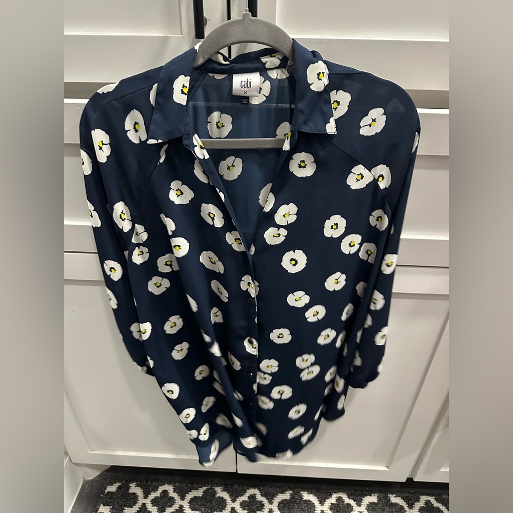 Cabi-Go To Button Up Blouse  Navy & White Floral Daisy 3/4 Sleeve #5705